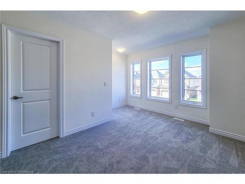 272 Broadacre Drive, Kitchener, ON - Indoor Photo Showing Other Room