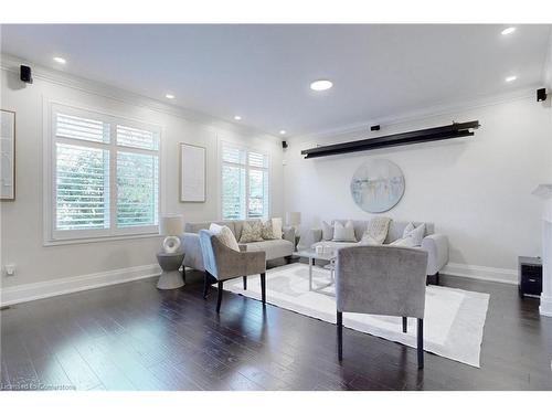 515 Wettlaufer Terrace, Milton, ON - Indoor Photo Showing Living Room