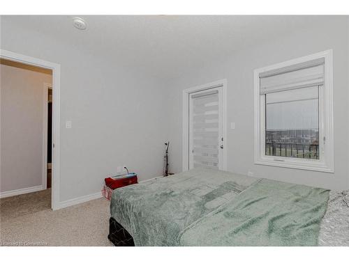 122 Oat Lane, Kitchener, ON - Indoor Photo Showing Bedroom