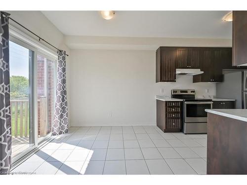 68 Palace Street, Thorold, ON - Indoor Photo Showing Kitchen