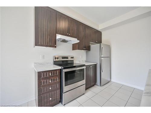 68 Palace Street, Thorold, ON - Indoor Photo Showing Kitchen With Stainless Steel Kitchen