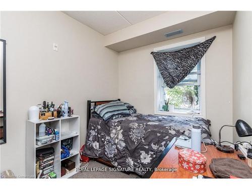 101-253 Lester Street, Waterloo, ON - Indoor Photo Showing Bedroom