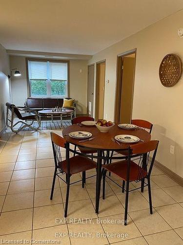 102-271 Lester Street, Waterloo, ON - Indoor Photo Showing Dining Room