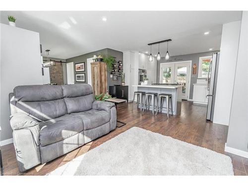 78 Ewing Street, Georgetown, ON - Indoor Photo Showing Living Room