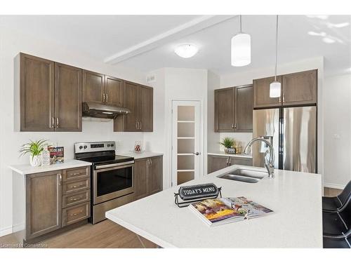 129 Essex Drive, Belleville, ON - Indoor Photo Showing Kitchen With Double Sink With Upgraded Kitchen