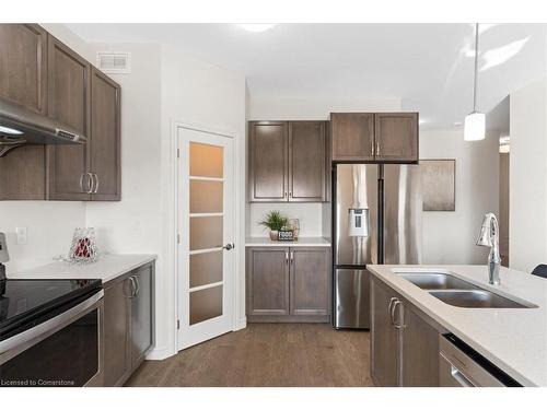 129 Essex Drive, Belleville, ON - Indoor Photo Showing Kitchen With Double Sink With Upgraded Kitchen