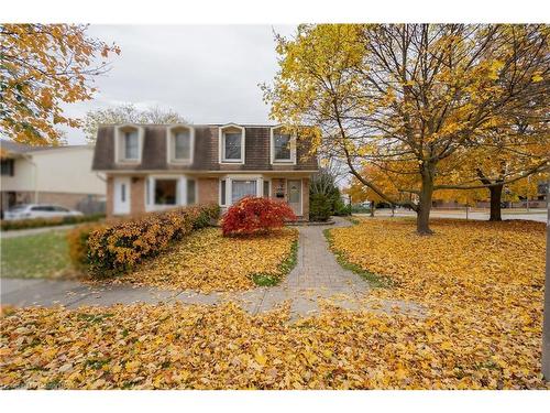 5 Manor Drive, Kitchener, ON - Outdoor With Facade