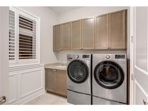 51 Copes Lane, Hamilton, ON - Indoor Photo Showing Laundry Room