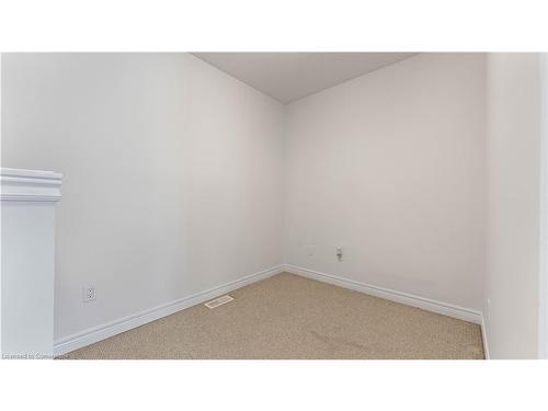 113-77 Diana Avenue, Brantford, ON - Indoor Photo Showing Other Room