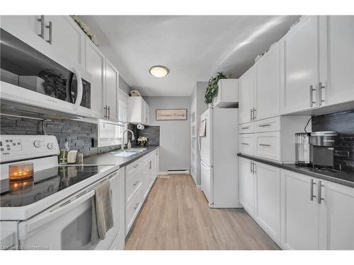 70 Inverlyn Crescent, Kincardine, ON - Indoor Photo Showing Kitchen