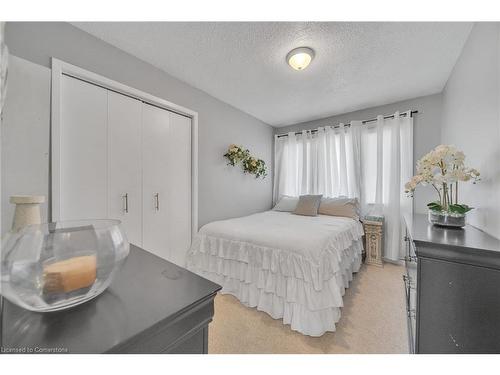 70 Inverlyn Crescent, Kincardine, ON - Indoor Photo Showing Bedroom