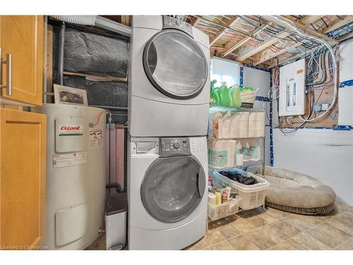 70 Inverlyn Crescent, Kincardine, ON - Indoor Photo Showing Laundry Room