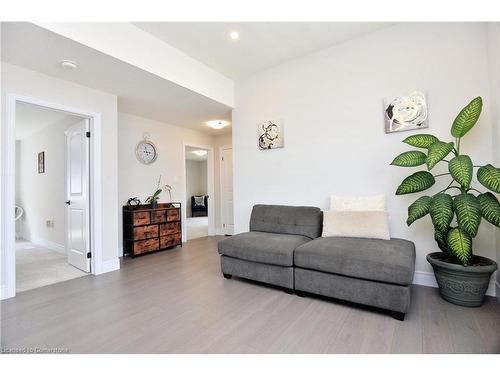 50 Tindall Cres Crescent, East Luther-Grand Valley, ON - Indoor Photo Showing Living Room