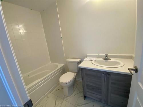 227 Gillespie Drive Drive, Brantford, ON - Indoor Photo Showing Bathroom