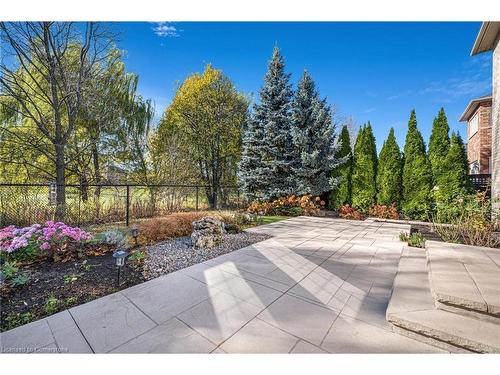 4272 Clubview Drive, Burlington, ON - Outdoor