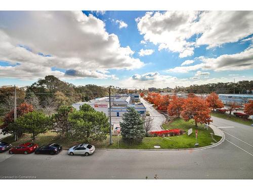 A402-1117 Cooke Boulevard, Burlington, ON - Outdoor With View