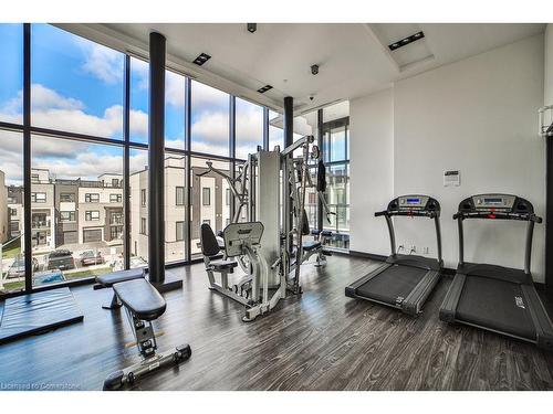 A402-1117 Cooke Boulevard, Burlington, ON - Indoor Photo Showing Gym Room