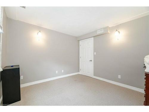 830 Upper Wellington Street, Hamilton, ON - Indoor Photo Showing Other Room