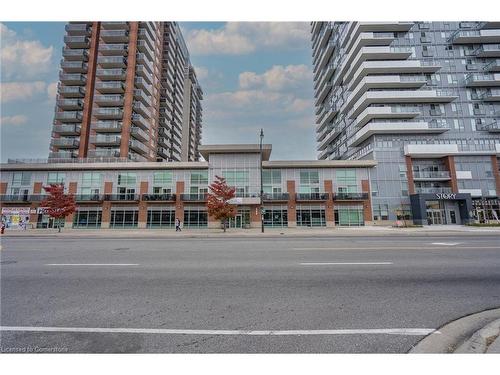 102-215 Queen Street, Brampton, ON - Outdoor