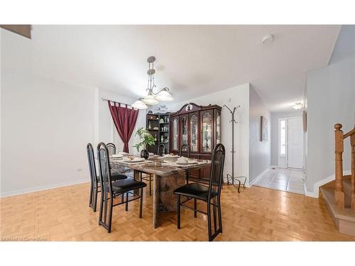 5160 Boardwalk Drive, Mississauga, ON - Indoor Photo Showing Dining Room