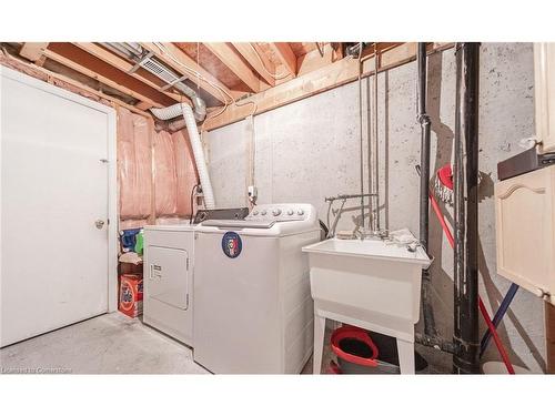 5160 Boardwalk Drive, Mississauga, ON - Indoor Photo Showing Laundry Room