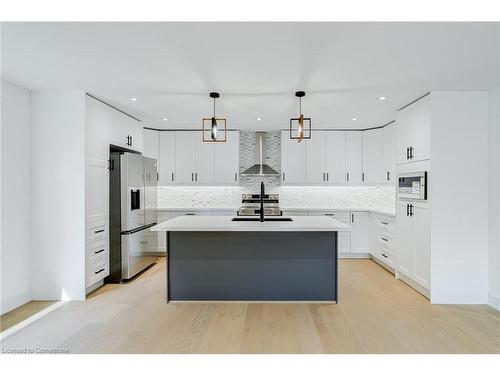 492 Birch Street, Collingwood, ON - Indoor Photo Showing Kitchen With Upgraded Kitchen