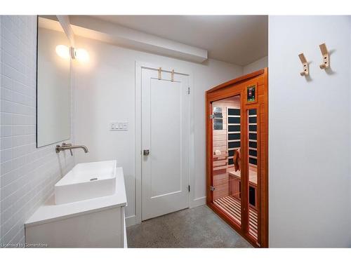 28 Eleventh Street West Street, Toronto, ON - Indoor Photo Showing Bathroom