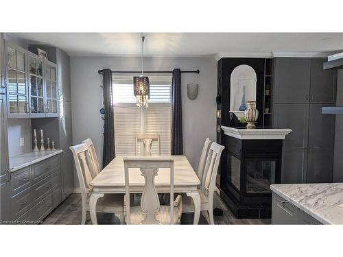 213 Scott Road, Cambridge, ON - Indoor Photo Showing Dining Room