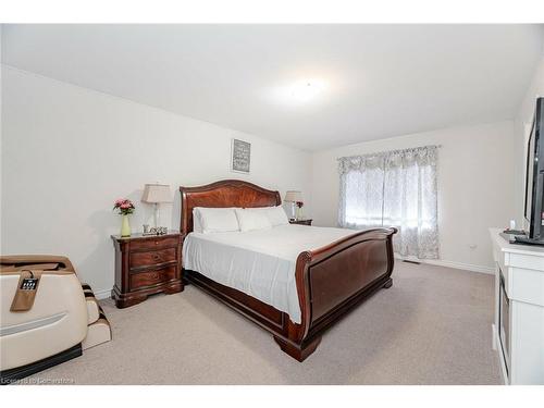 1304 Harrington Street Street, Innisfil, ON - Indoor Photo Showing Bedroom