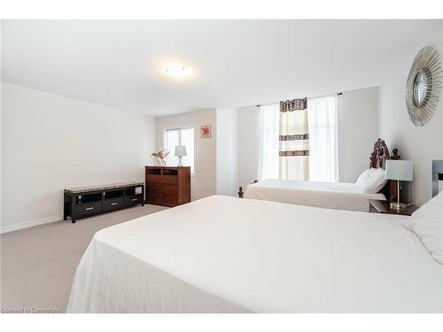 1304 Harrington Street Street, Innisfil, ON - Indoor Photo Showing Bedroom