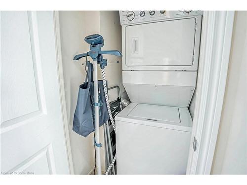 412-2365 Central Park Drive, Oakville, ON - Indoor Photo Showing Laundry Room