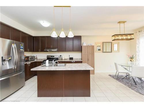 69 Vezna Crescent, Brampton, ON - Indoor Photo Showing Kitchen With Double Sink