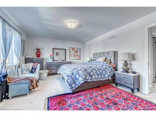 7993 Hackberry Trail, Niagara Falls, ON - Indoor Photo Showing Bedroom