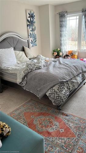 7993 Hackberry Trail, Niagara Falls, ON - Indoor Photo Showing Bedroom