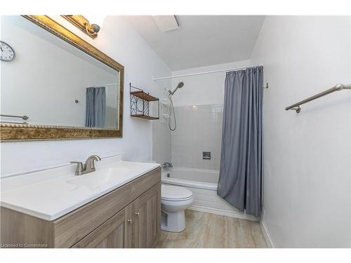 49-1310 Fieldlight Boulevard, Pickering, ON - Indoor Photo Showing Bathroom