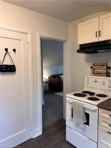 Upper-557 Stirling Avenue S, Kitchener, ON - Indoor Photo Showing Kitchen