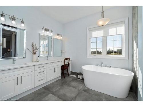 321312 Con Road 6-7 Road, Grand Valley, ON - Indoor Photo Showing Bathroom