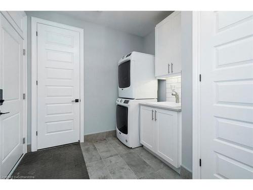 321312 Con Road 6-7 Road, Grand Valley, ON - Indoor Photo Showing Laundry Room