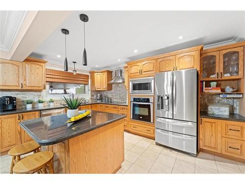 1639 Glen Rutley Circle, Mississauga, ON - Indoor Photo Showing Kitchen