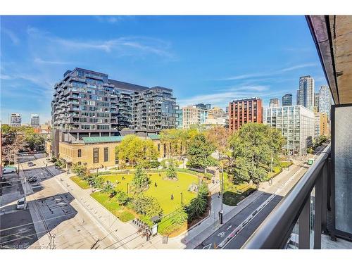 730-461 Adelaide Street W, Toronto, ON - Outdoor With View