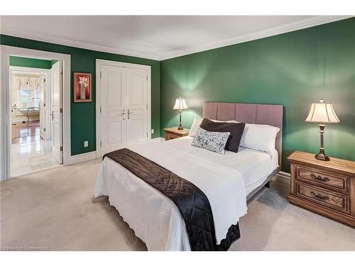 1301 Lindburgh Court, Mississauga, ON - Indoor Photo Showing Bedroom