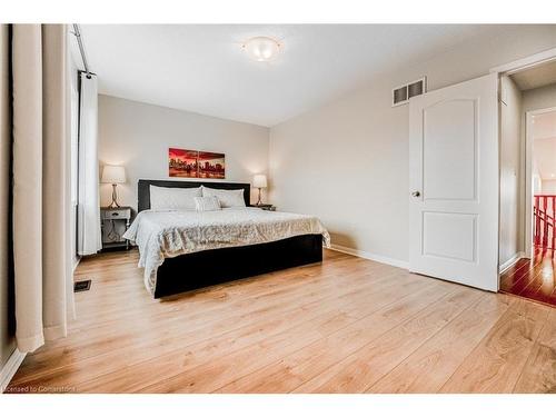 188 Fandango Drive, Brampton, ON - Indoor Photo Showing Bedroom