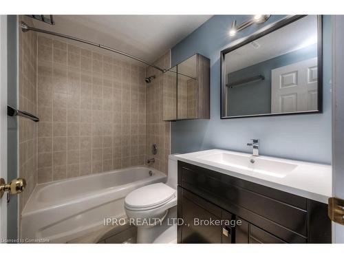 298 Activa Avenue, Kitchener, ON - Indoor Photo Showing Bathroom