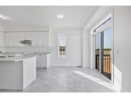 1 Mission Street, Wasaga Beach, ON - Indoor Photo Showing Kitchen