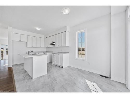 1 Mission Street, Wasaga Beach, ON - Indoor Photo Showing Kitchen