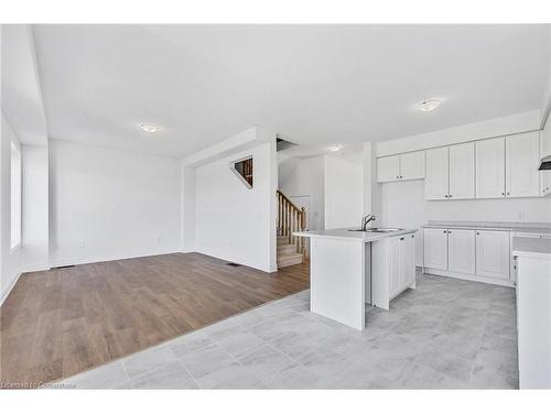 1 Mission Street, Wasaga Beach, ON - Indoor Photo Showing Kitchen