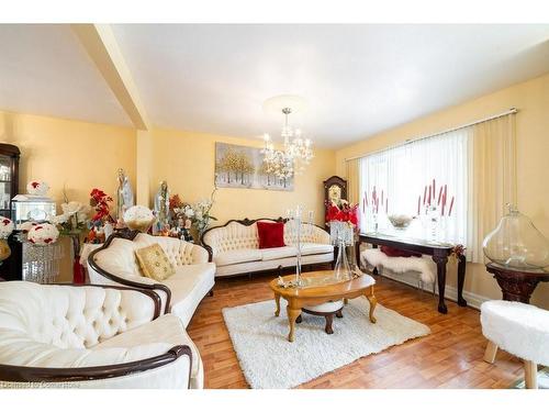 13 Rolyat Street, Toronto, ON - Indoor Photo Showing Living Room