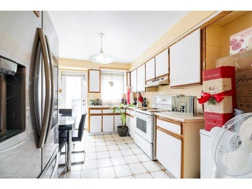 13 Rolyat Street, Toronto, ON - Indoor Photo Showing Kitchen