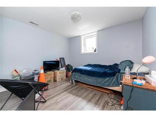 52 Broderick Avenue, Thorold, ON - Indoor Photo Showing Bedroom