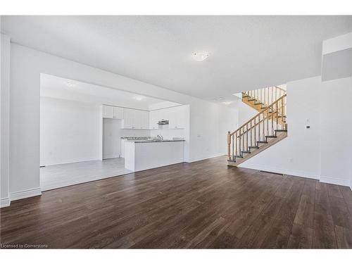 9 Mission Street, Wasaga Beach, ON - Indoor Photo Showing Living Room